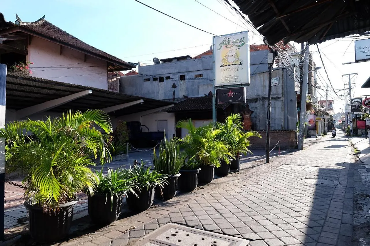 Fat Yogi Cottages Kuta Lombok Hotel