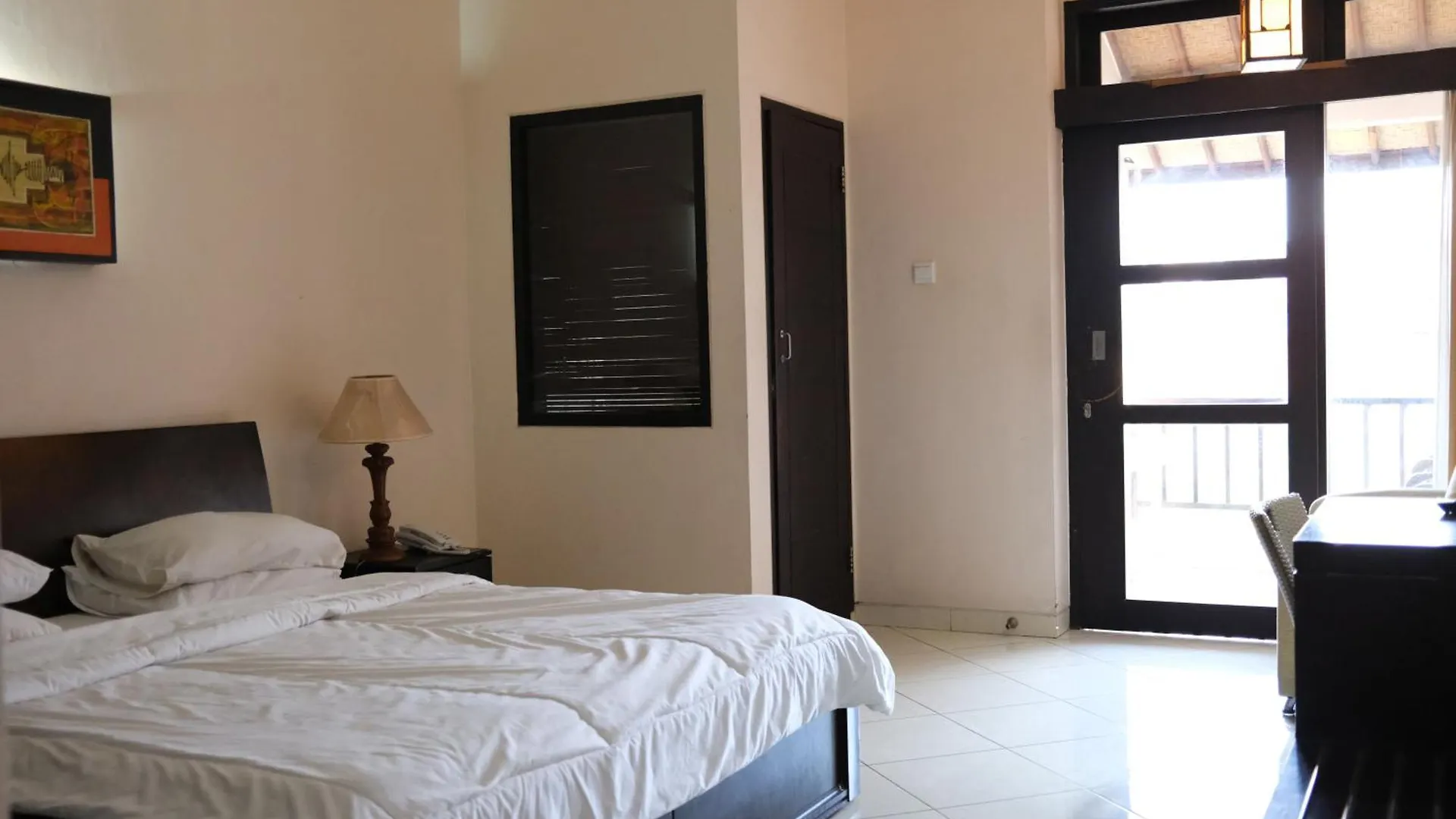 Fat Yogi Cottages Kuta Lombok 2*,