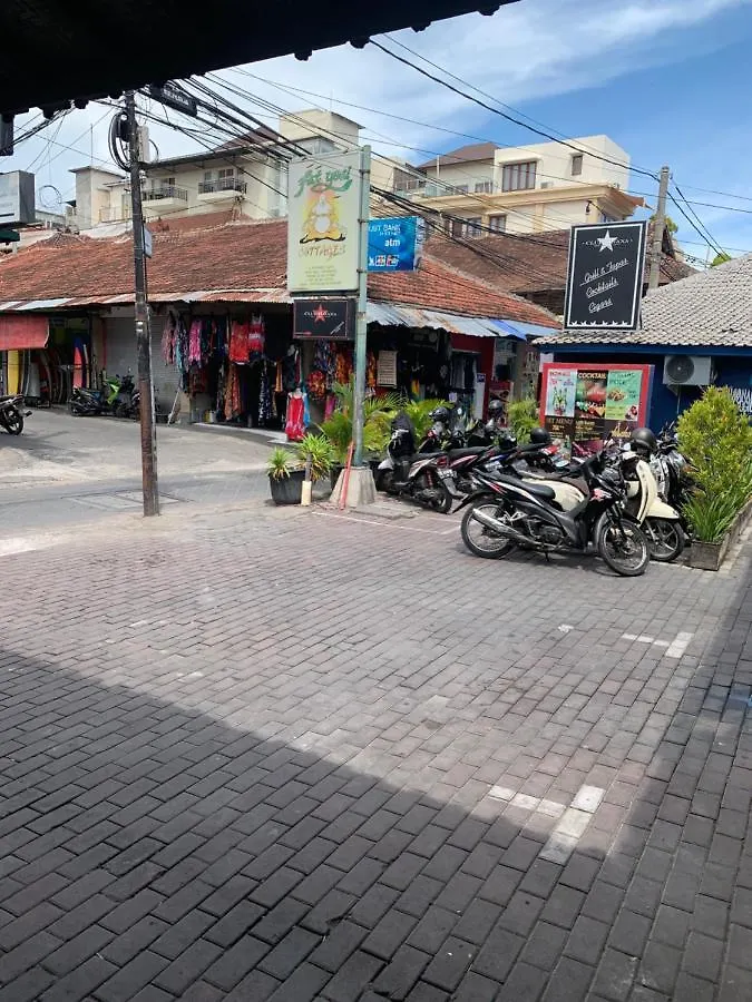 Fat Yogi Cottages Kuta Lombok 2*,