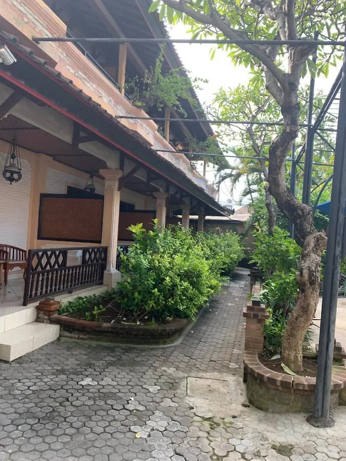 Fat Yogi Cottages Kuta Lombok Hotel